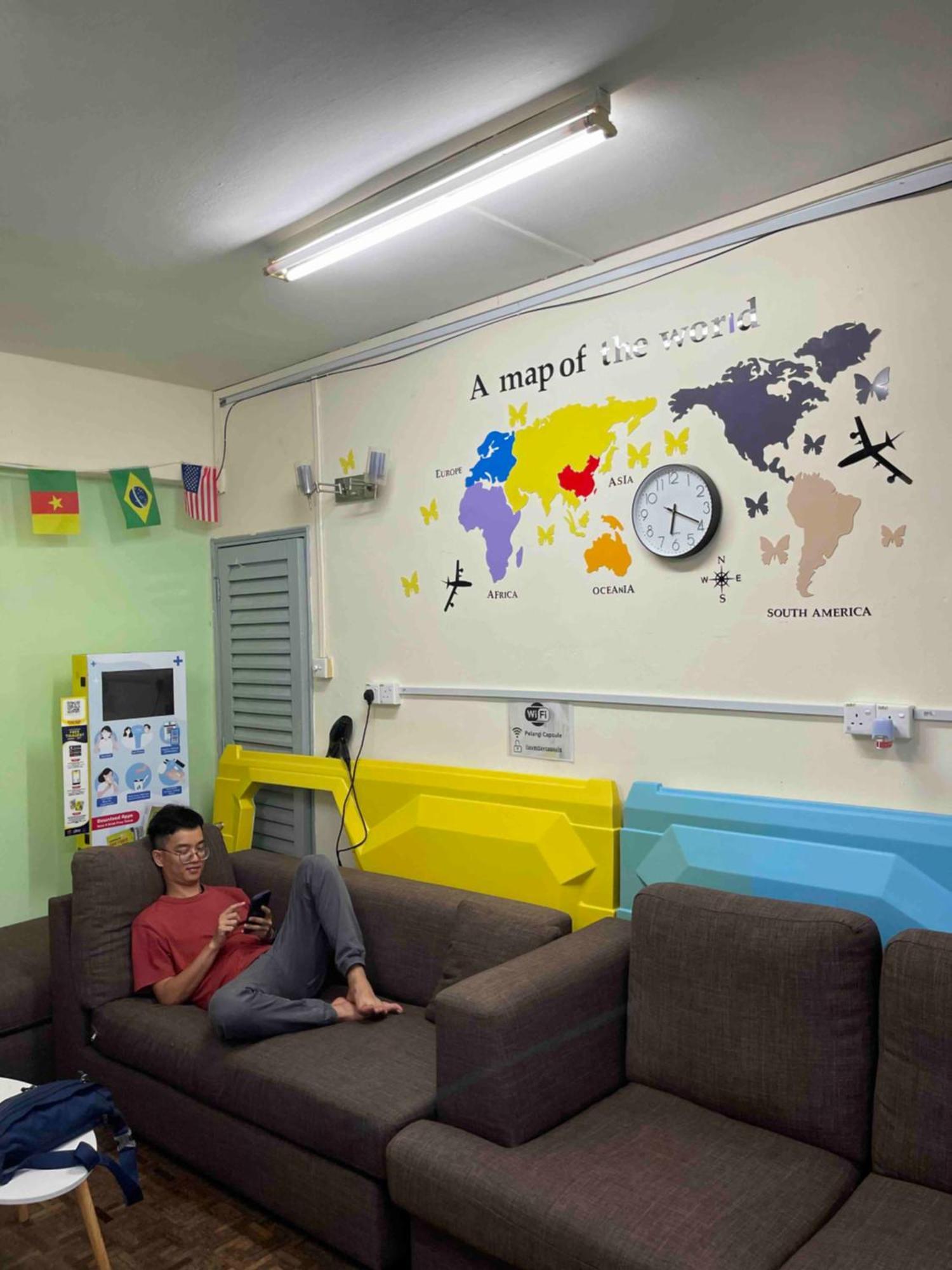 Pelangi Capsule Hostel Джохор Бахру Екстериор снимка